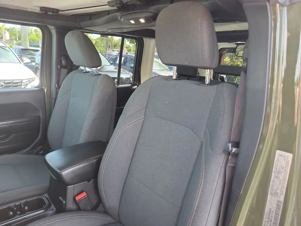 Used 2024 Green Jeep Sport S 4xe image 20