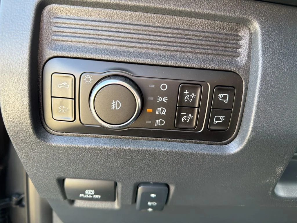 New 2026 Gray Ford Lariat image 24