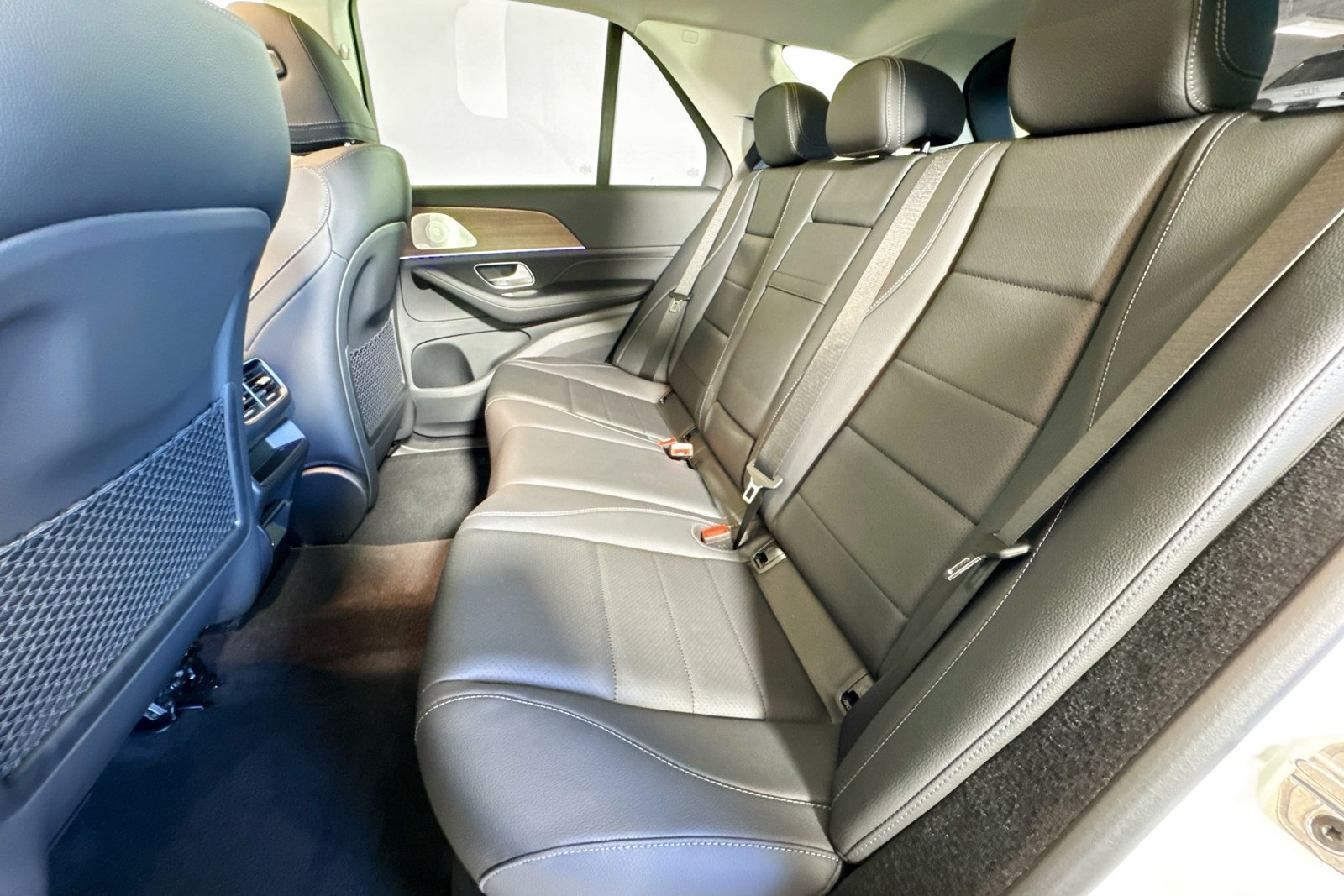 New 2026 Polar White Mercedes-Benz GLE 450 image 22