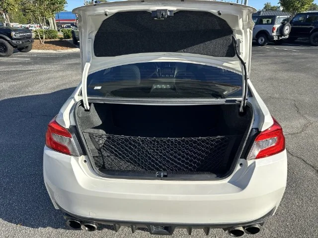 Used 2018 White Subaru  image 24