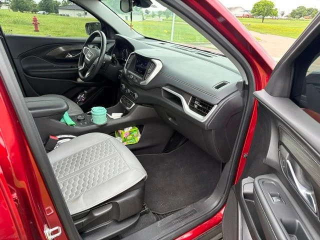 Used 2024 Red GMC SLE image 13