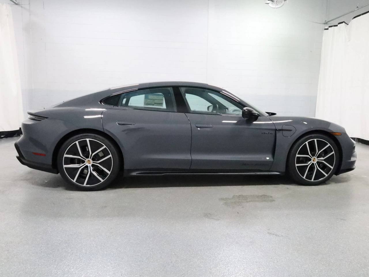 New 2026 Slate Grey Neo Porsche 4 Black Edition image 10