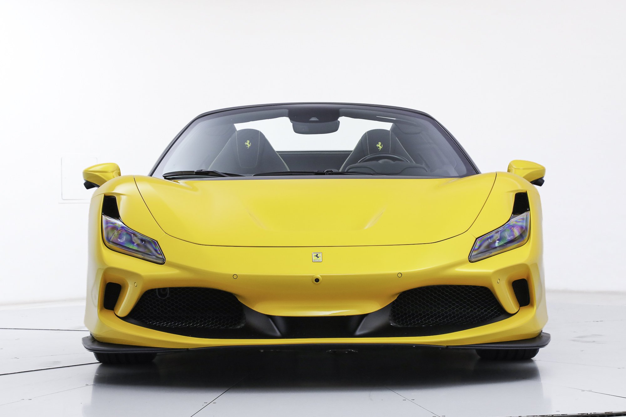 Used 2022 Yellow Ferrari  image 13