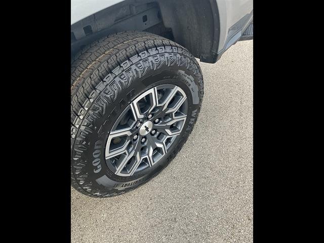 2024 Chevrolet Colorado Z71, photo 9 of 12