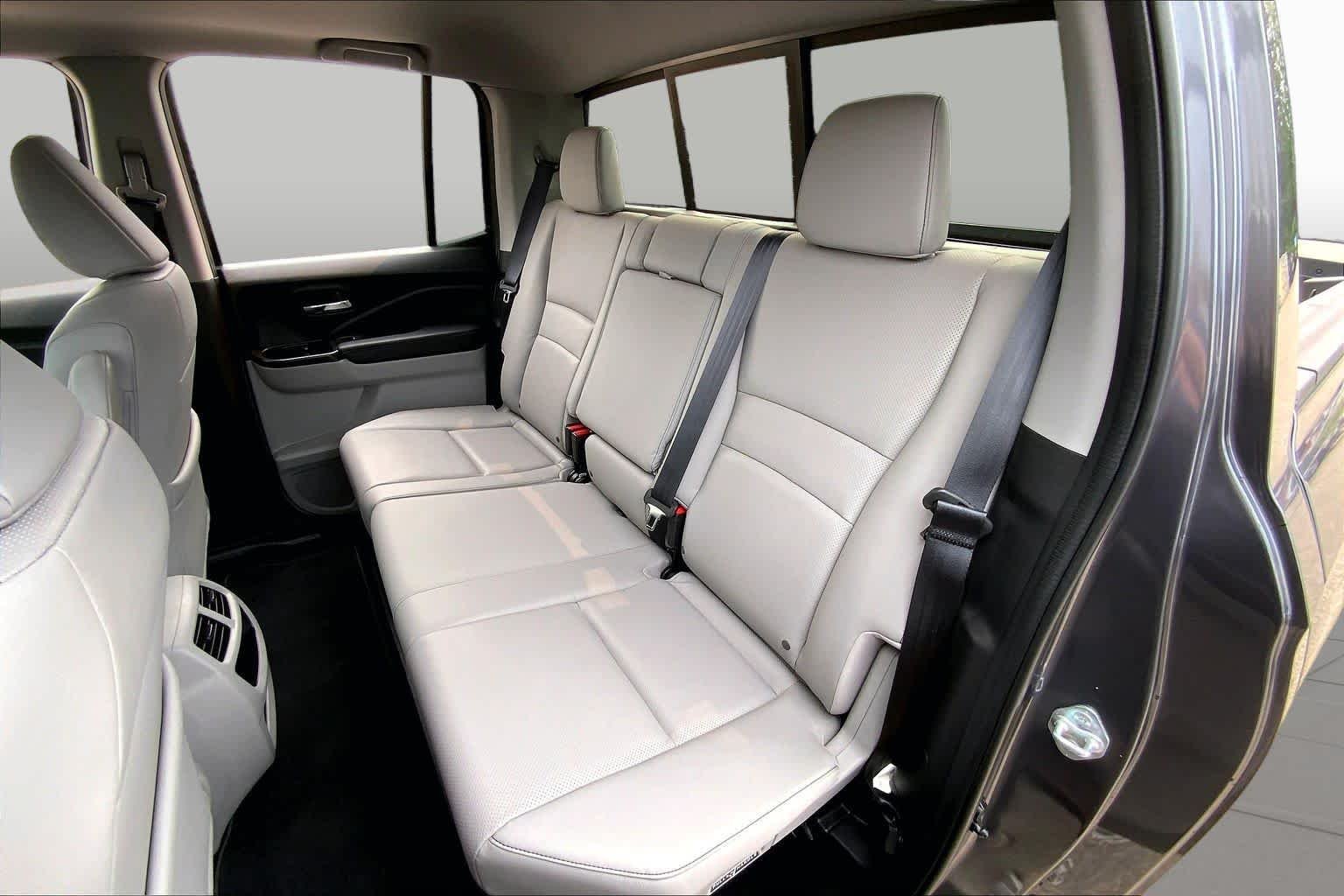 Certified Used 2023 Modern Steel Metallic Honda RTL image 21