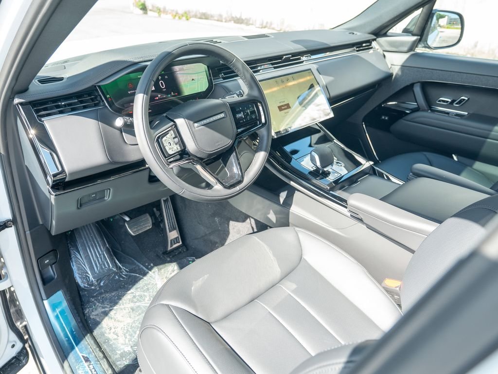 New 2026 Fuji White Land Rover Dynamic SE image 11