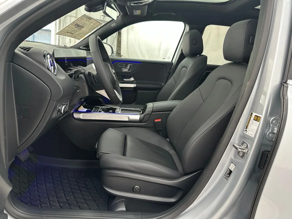 New 2026 Silver Mercedes-Benz GLB 250 image 19