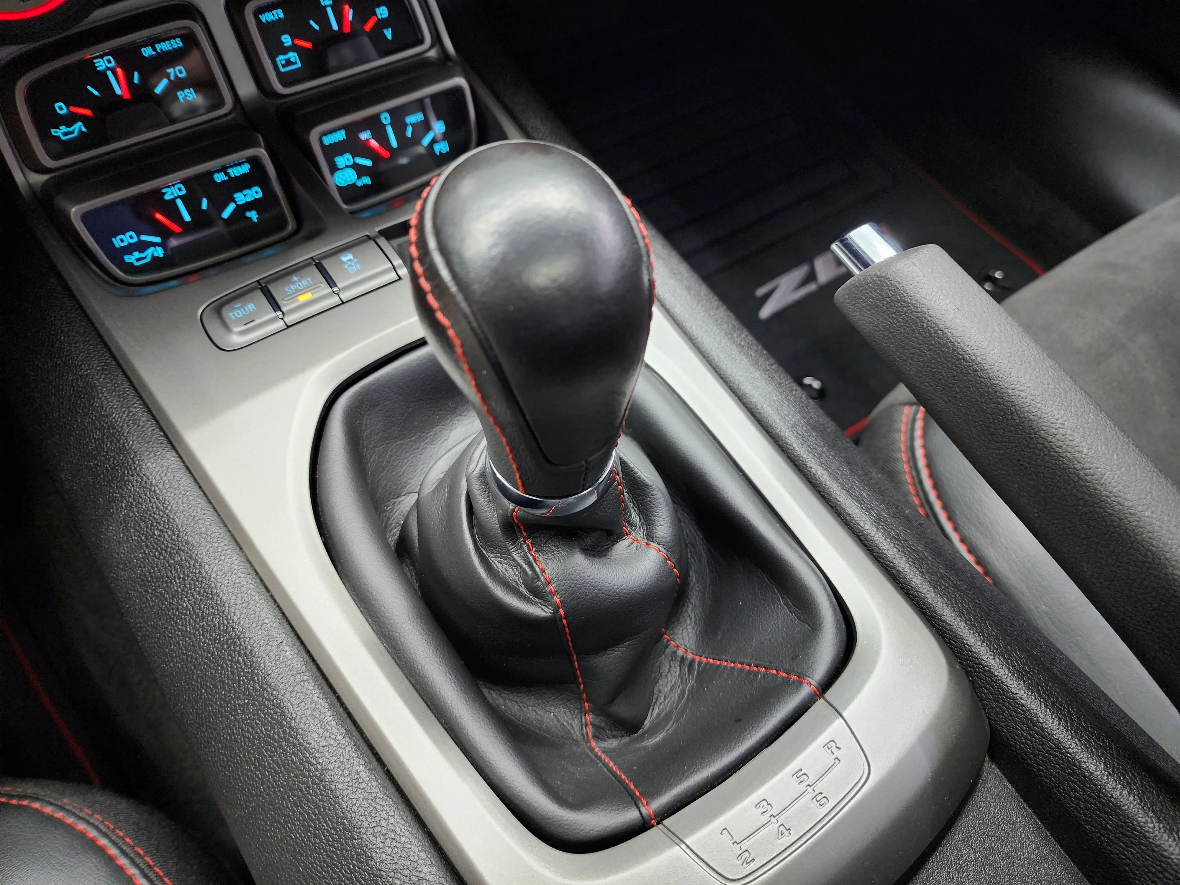 Used 2012 Ashen Gray Metallic Chevrolet ZL1 image 17