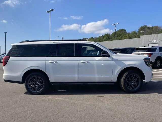New 2026 White Ford Platinum image 2