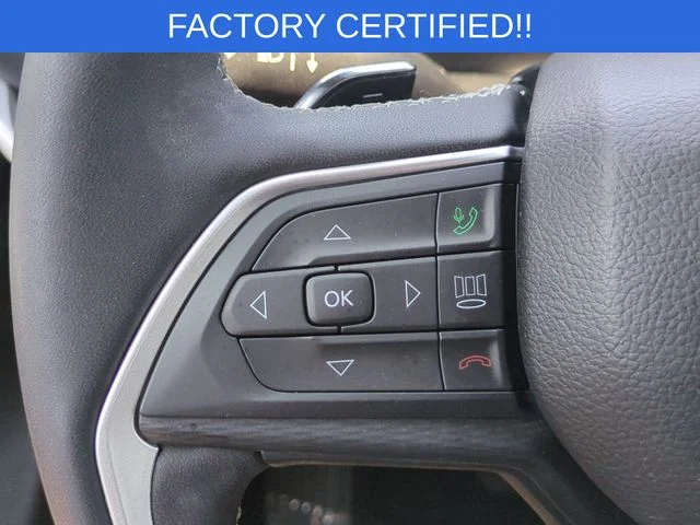 Used 2023 Silver Jeep Altitude image 20