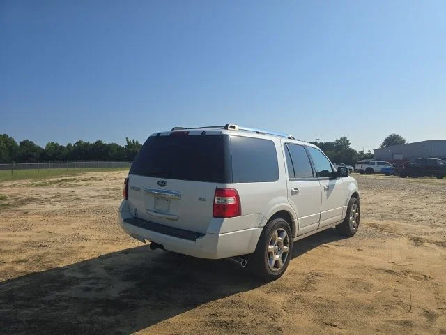 Used 2014 White Ford Limited image 8