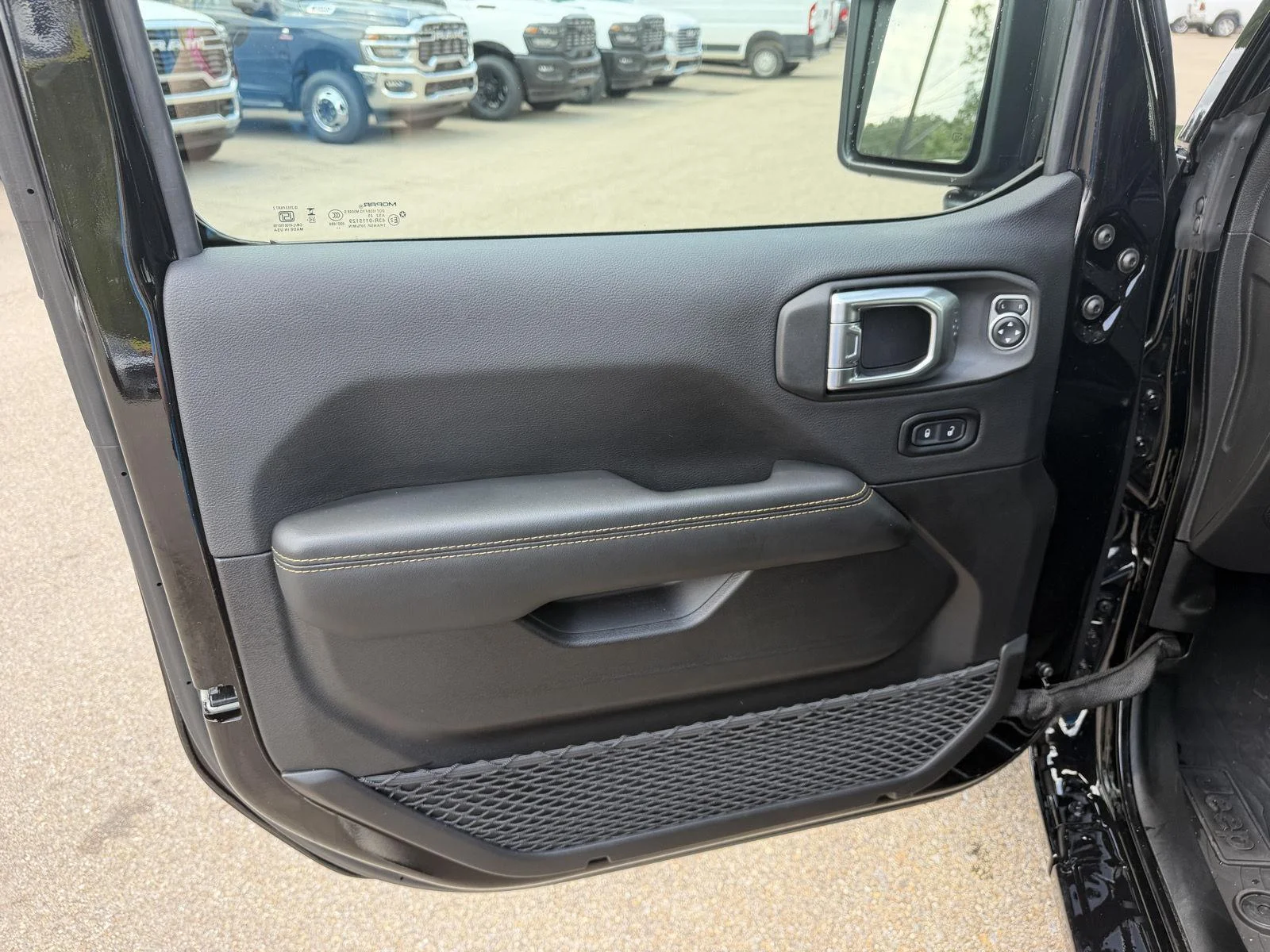 Used 2026 Black Clearcoat Jeep Sahara image 16
