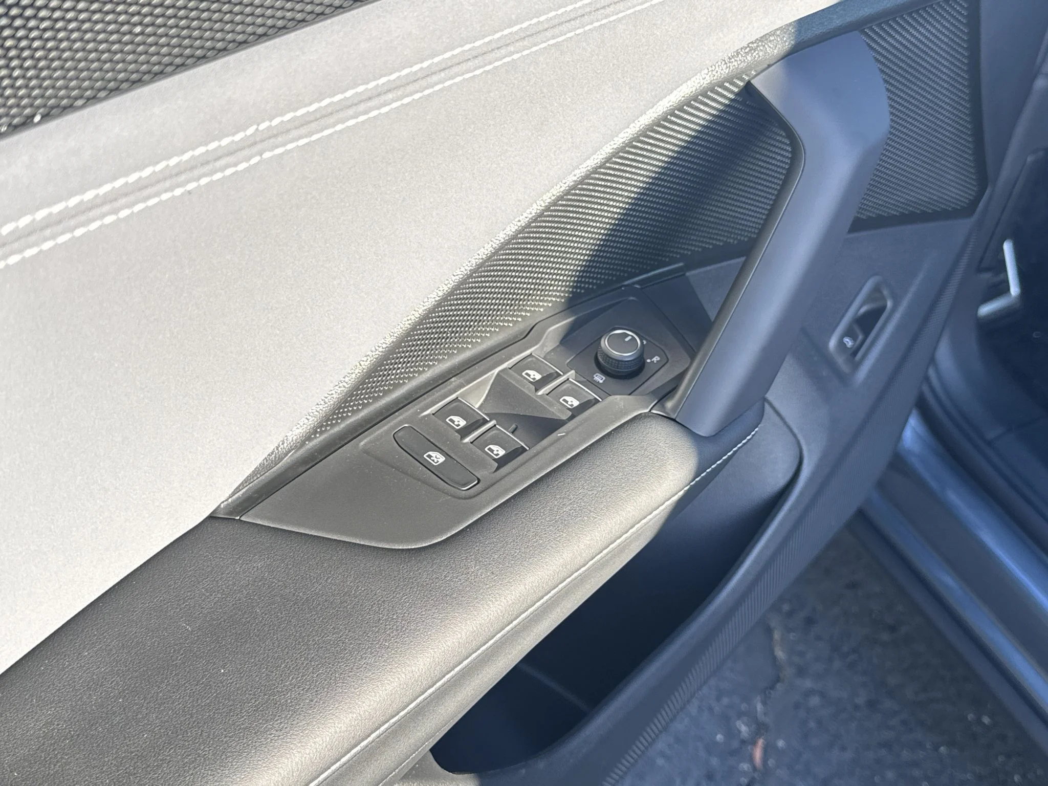 New 2026 Platinum Gray Metallic Volkswagen SE R-Line Black image 12
