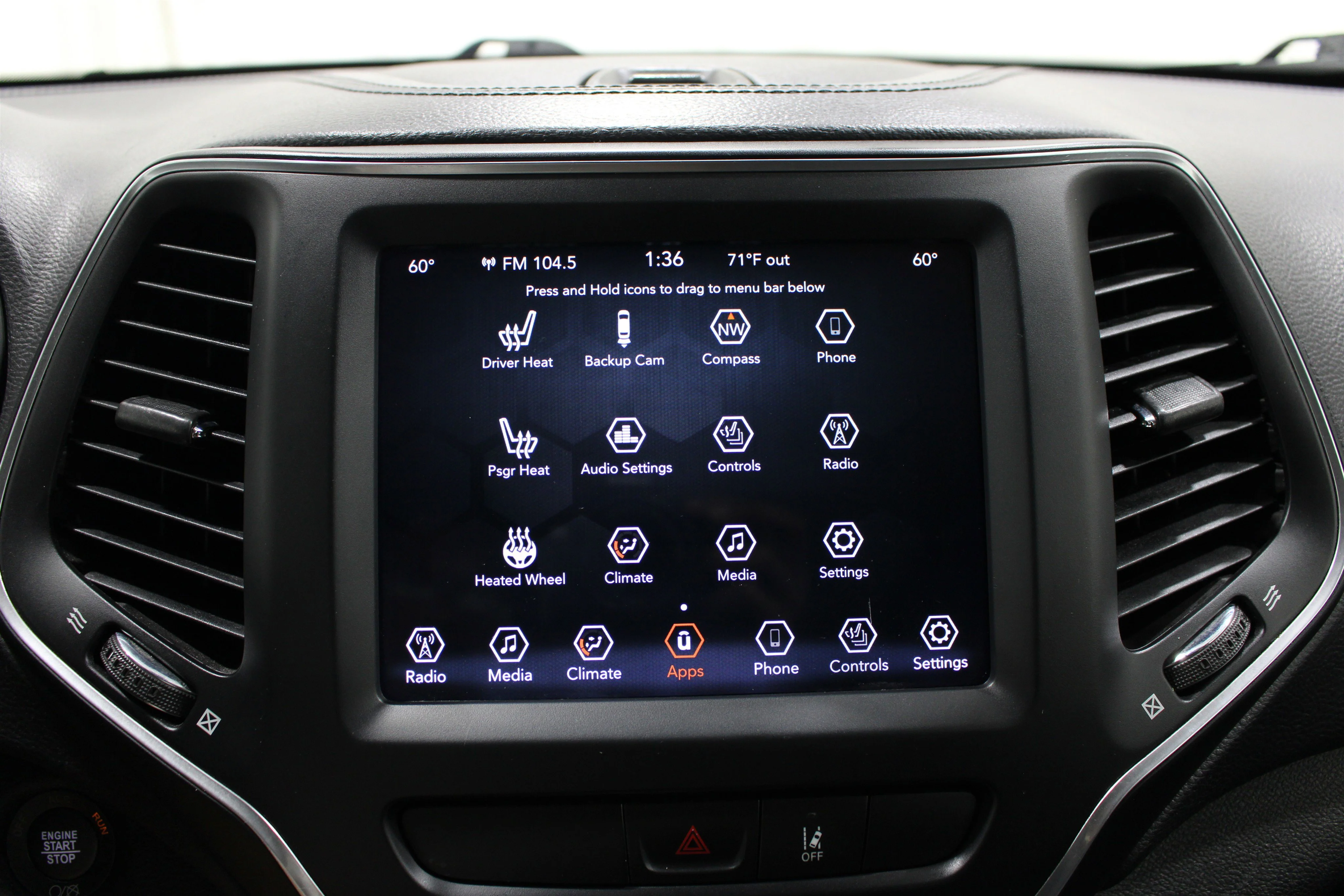 2022 Jeep Cherokee Latitude Lux - Photo 11