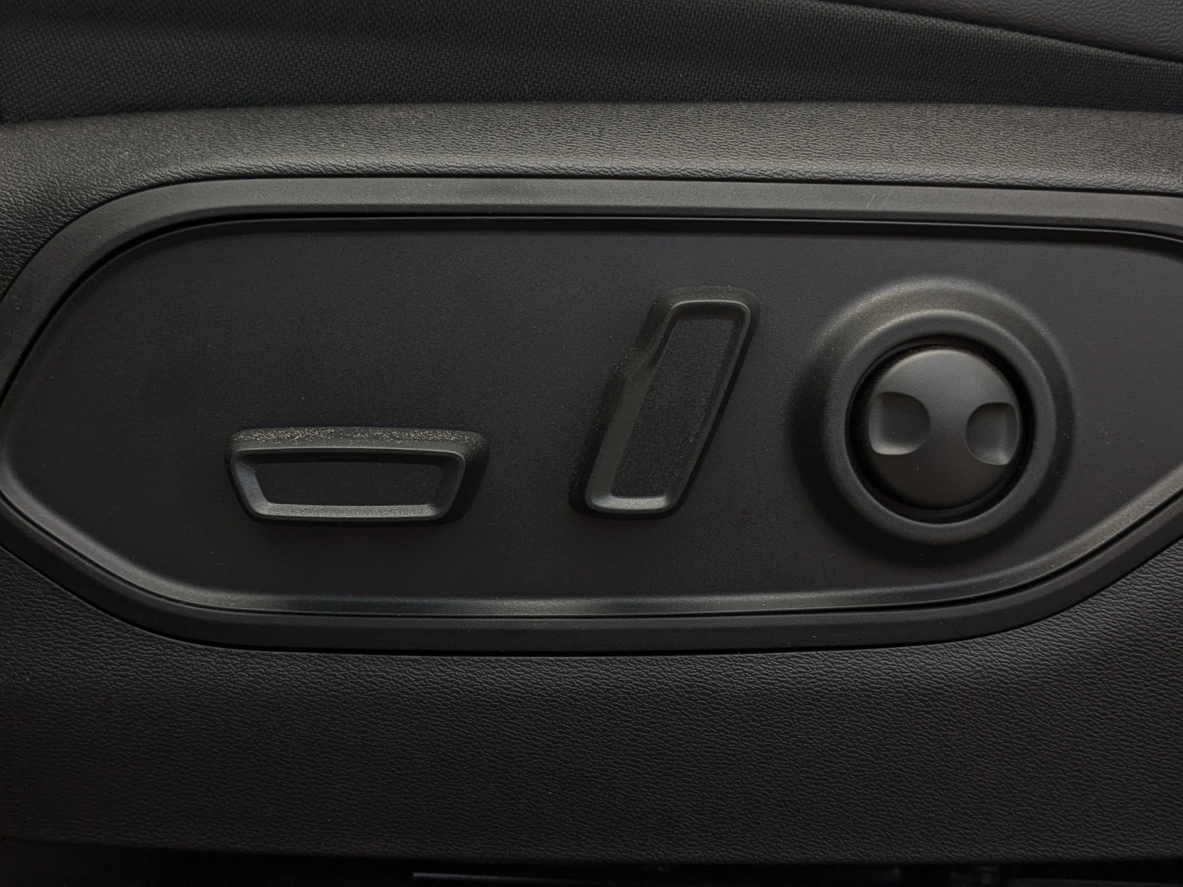 New 2026 White Jeep Limited - - Limited Pkg (23G) - Tech Group - Mopar Interior Protection Pkg - Compact Spare Tire & Mo image 14