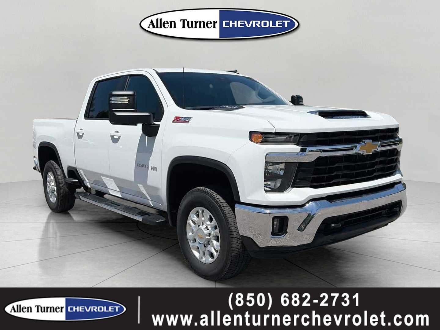 2025 Chevrolet Silverado HD LT 4WD Crew Cab Standard Box's photo