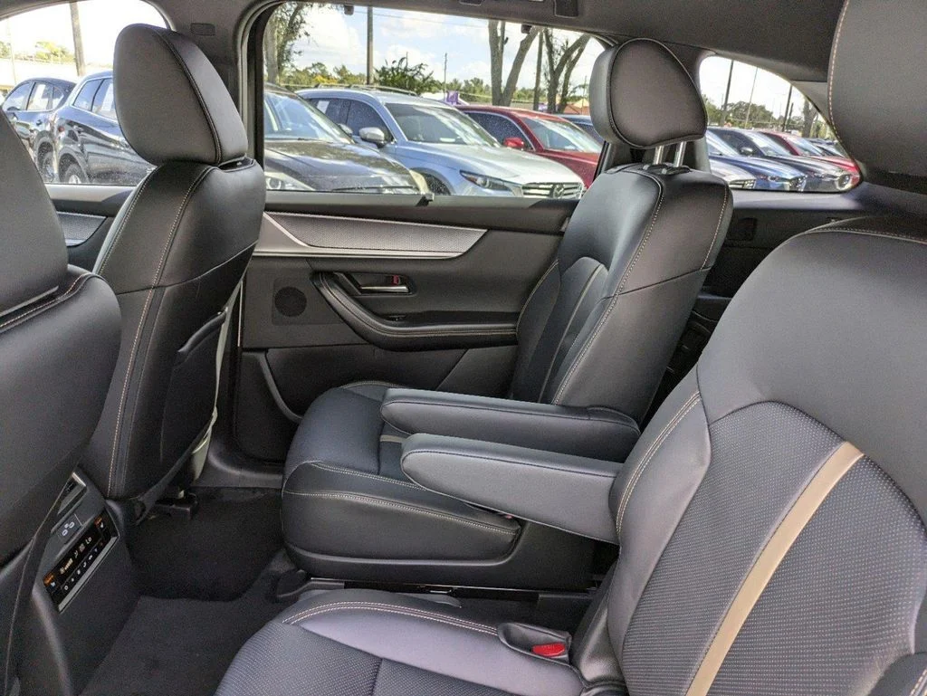 2025 Mazda CX-90 Premium Plus Package - Photo 19