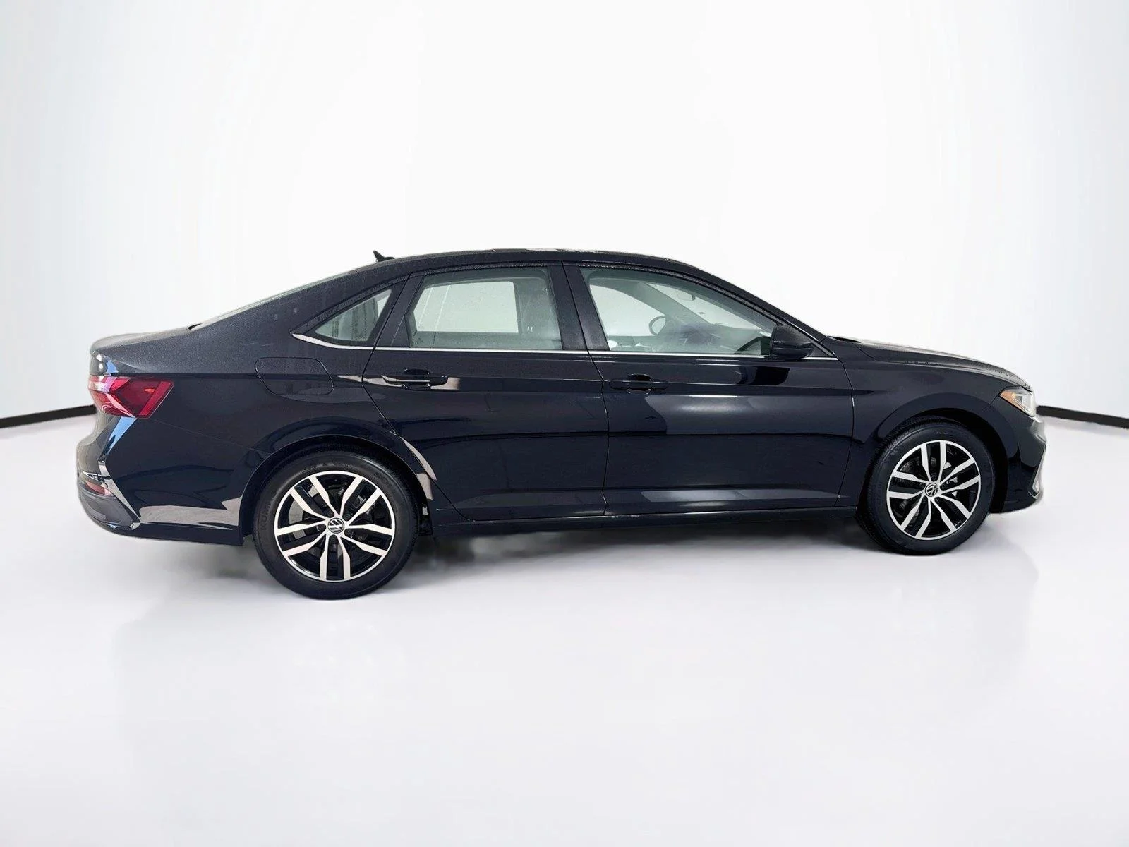 New 2027 Deep Black Pearl Volkswagen SE image 8