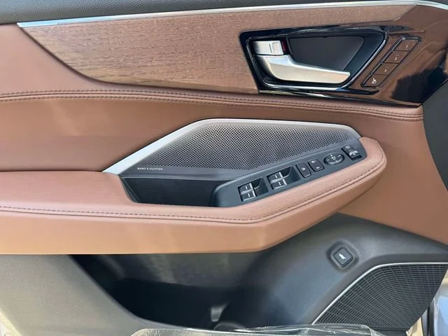 New 2026 Liquid Carbon Metallic Acura w/Advance Package image 14