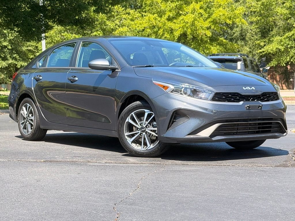 Used 2024 Gray Kia LXS image 2
