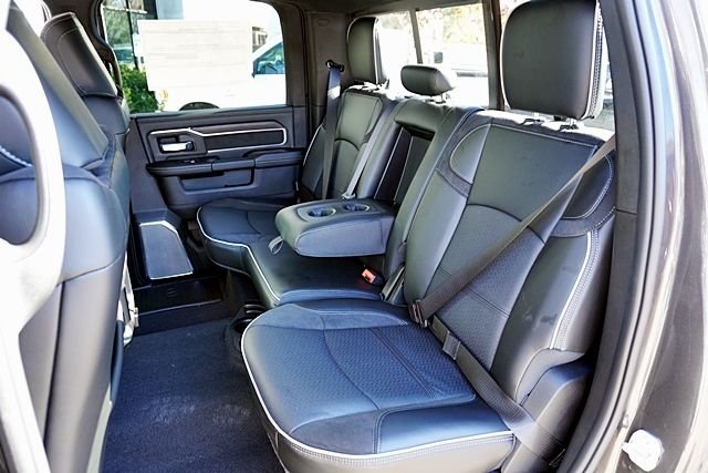 New 2026 Granite Crystal Metallic Clear-Coat Exterior Paint RAM Laramie image 24