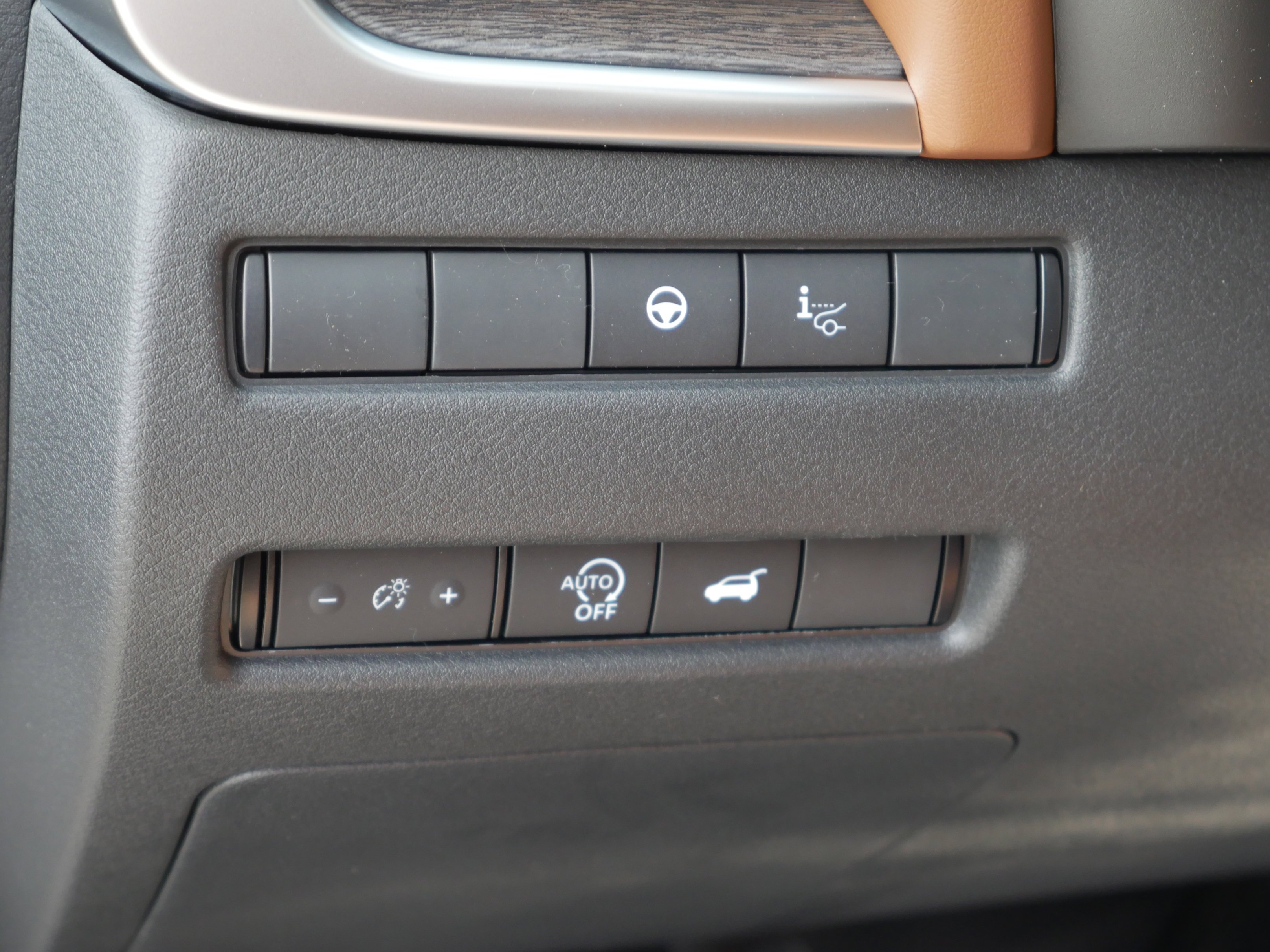 New 2026 Everest White Pearl TriCoat Nissan Platinum image 6