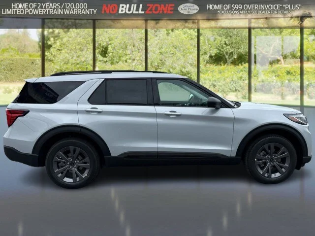 New 2026 Space White Metallic Ford Active image 29