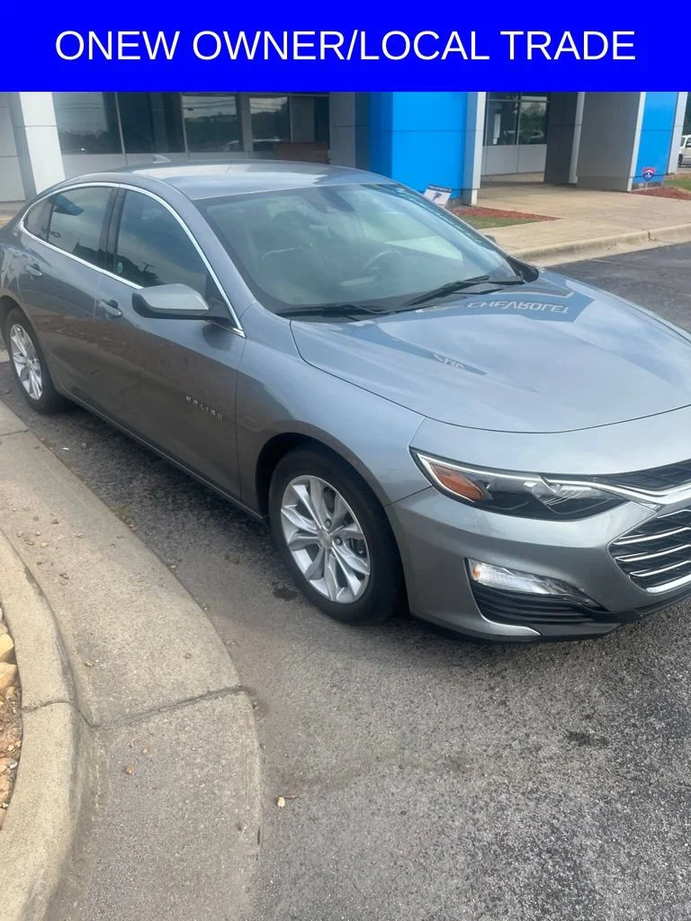Used 2025 Sterling Gray Metallic Chevrolet 1LT image 5