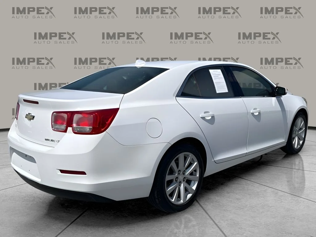 Used 2013 White Chevrolet LT image 5