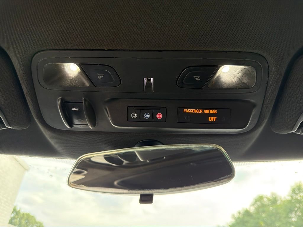 Used 2022 BLACK Chevrolet LT1 image 30