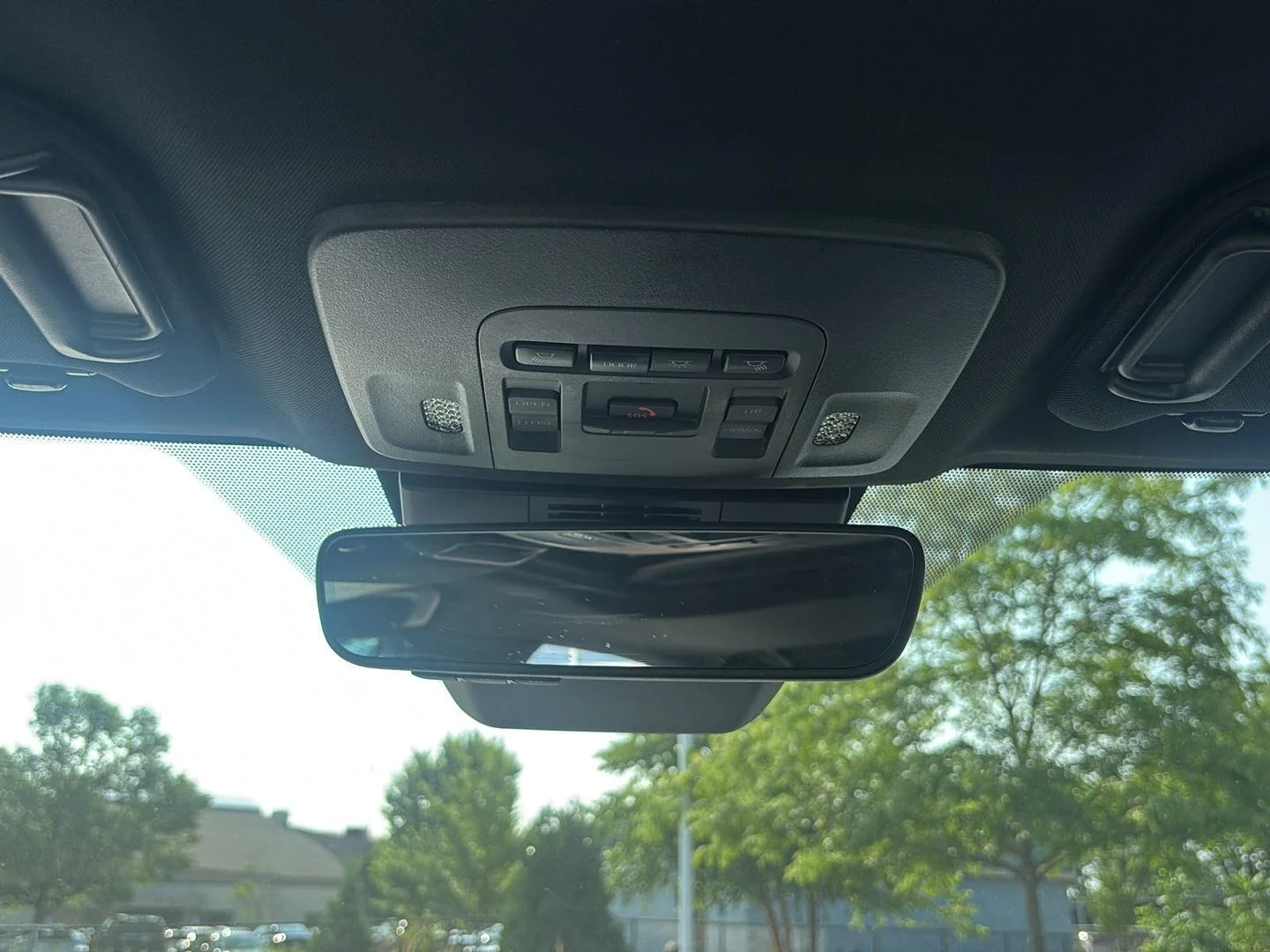Certified Used 2025 Ice Cap Toyota SE image 26