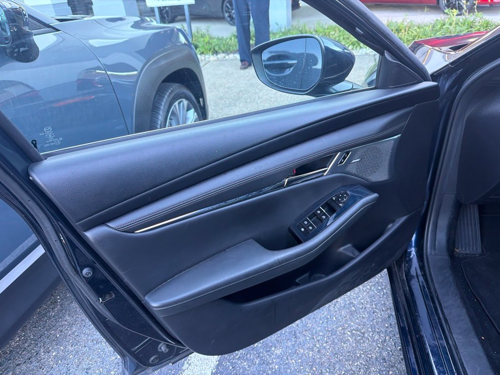 Used 2020 Blue Mazda Preferred image 24