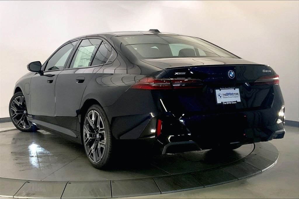 New 2027 Carbon Black Metallic BMW  image 2