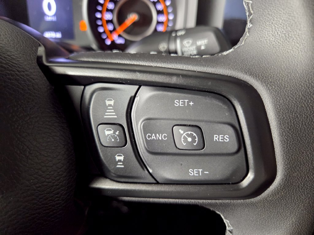 Used 2026 41 Jeep Sport S image 17