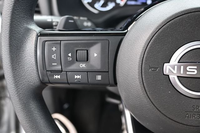 Used 2023 Brilliant Silver Metallic Nissan SV image 14