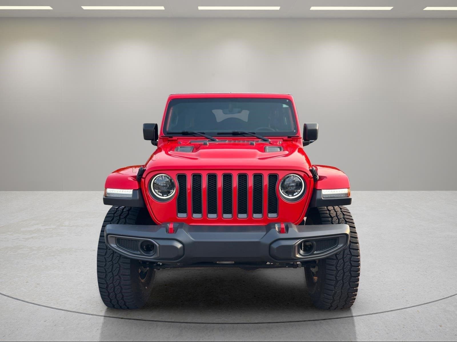 Used 2023 Firecracker Red Clearcoat Jeep Rubicon image 9