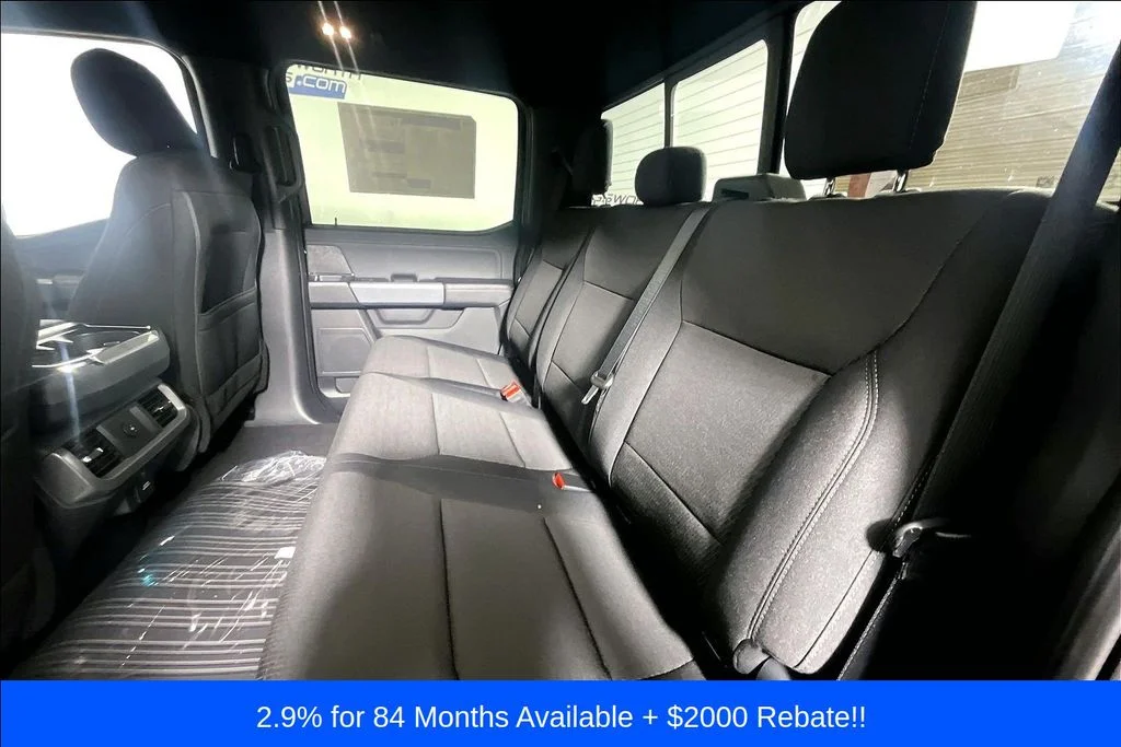 New 2026 Agate Black Metallic Ford XLT image 10