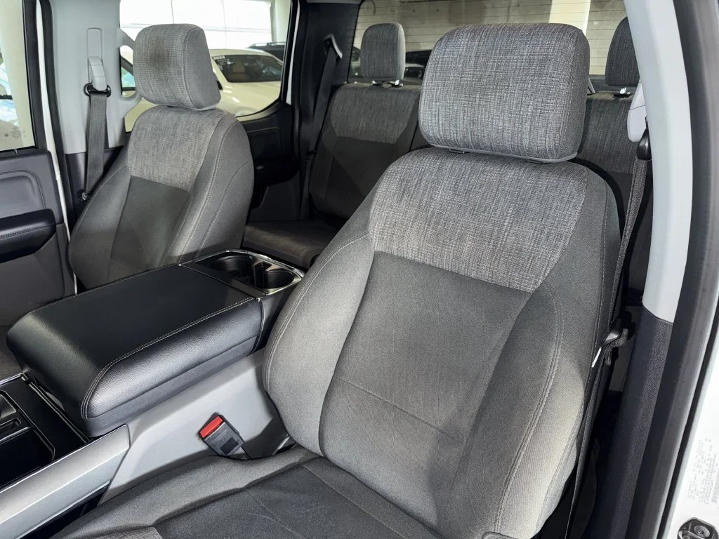 Used 2022 White Ford XLT image 34