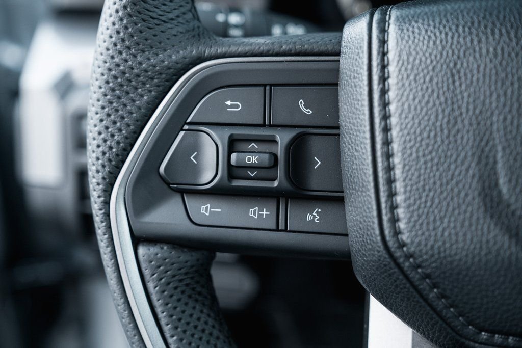 2025 Toyota Tacoma TRD Off Road - Photo 16