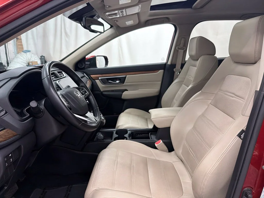 Used 2018 Red Honda EX-L image 12