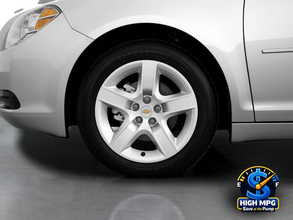 Used 2012 Silver Chevrolet LS image 14