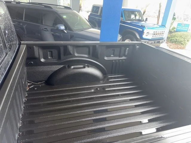 Certified Used 2019 Blue Ford XLT image 3