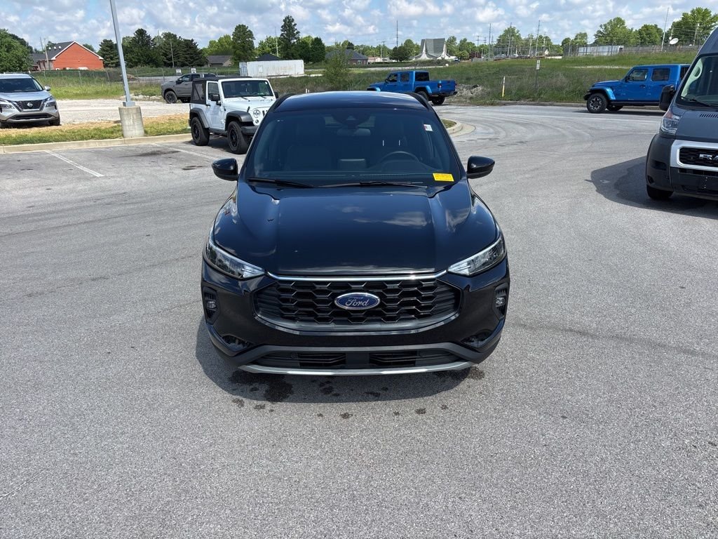 Certified Used 2025 Black Ford ST-Line Select image 8