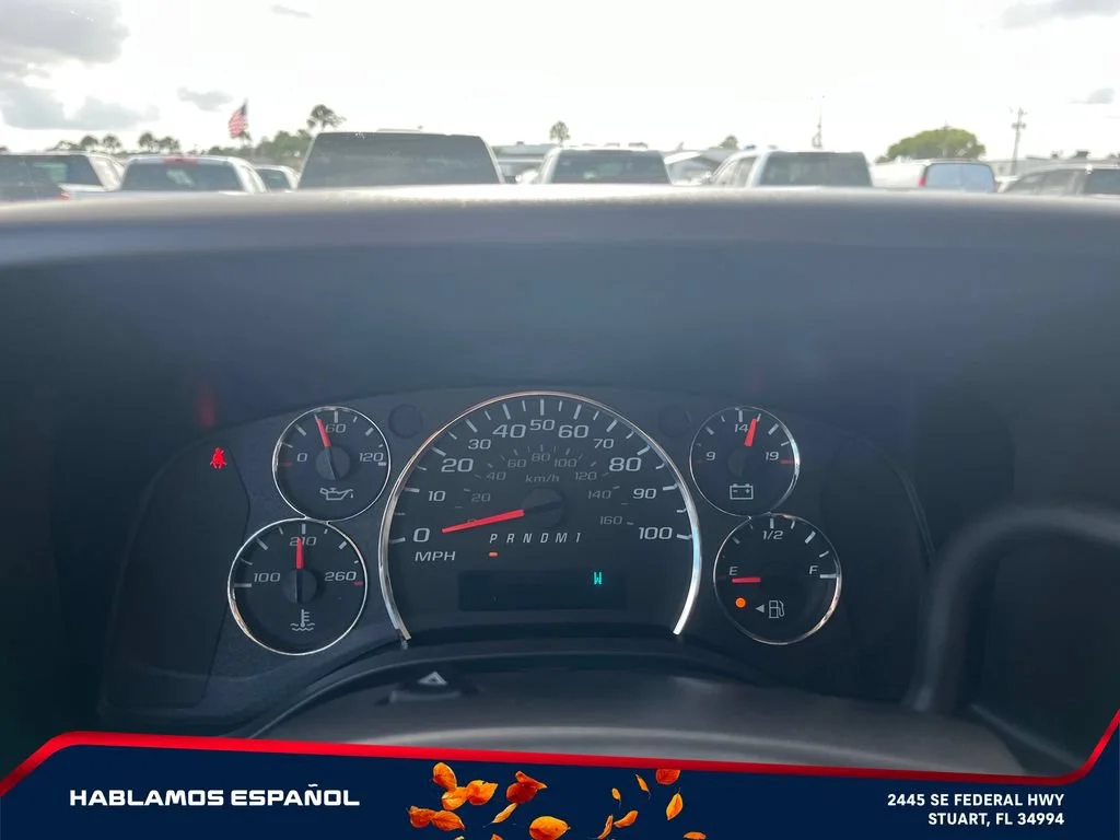 New 2026 Summit White GMC Work Van image 21