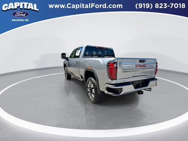 Used 2025 Silver GMC Denali image 6