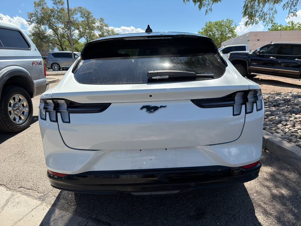 Used 2022 Star White Metallic Tri-Coat Ford Premium image 6