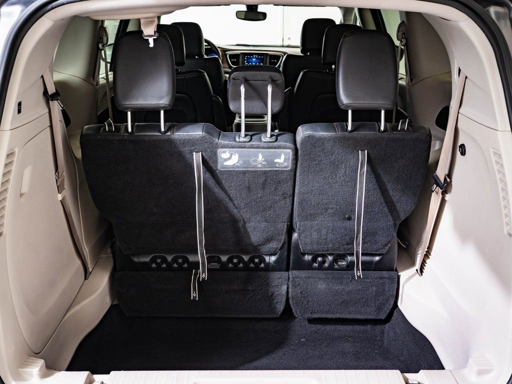 2019 Chrysler Pacifica Touring L - Photo 15