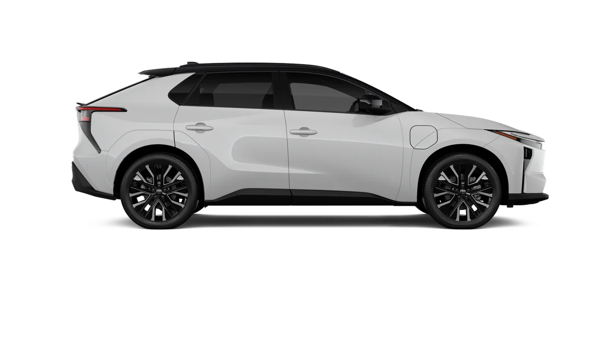 New 2026 Wind Chill Pearl with Midnight Black Metallic roof Toyota Limited image 13