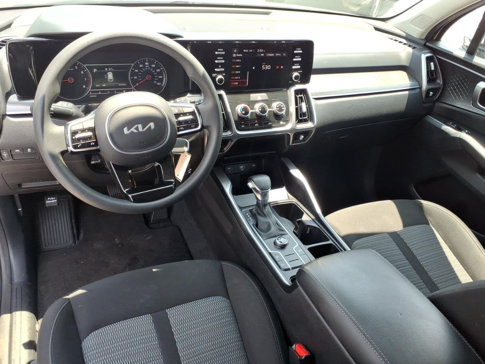 Used 2023 Glacial White Pearl Kia LX image 19