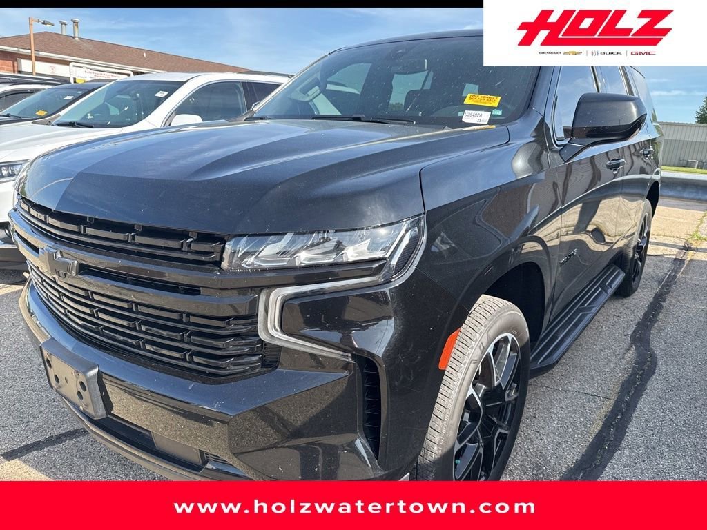 Used 2021 BLACK Chevrolet RST image 1